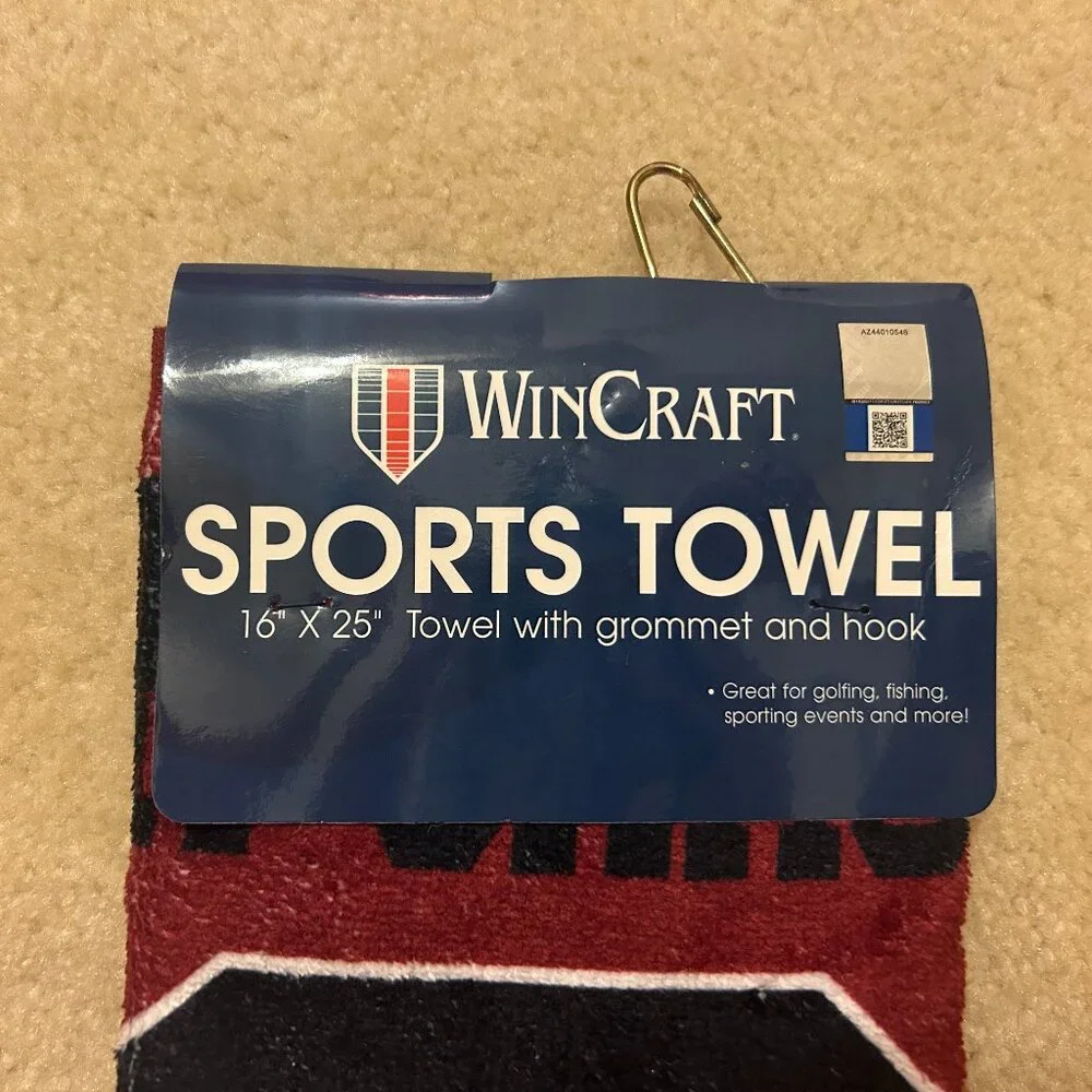 WinCraft Sport Towel With Grommet and Hook, Gameocks, 16